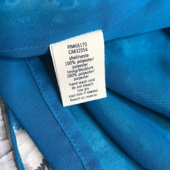 Pins And Needles Sleeveless Floral Dress - Small - Picture 4 of 4